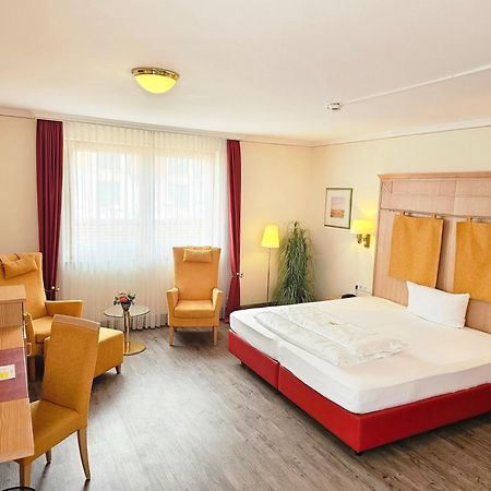 Ringhotel Winzerhof Rauenberg  Bagian luar foto