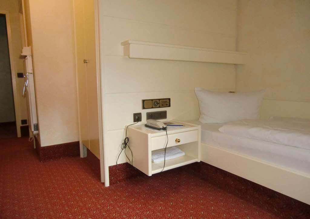 Ringhotel Winzerhof Rauenberg  Ruang foto